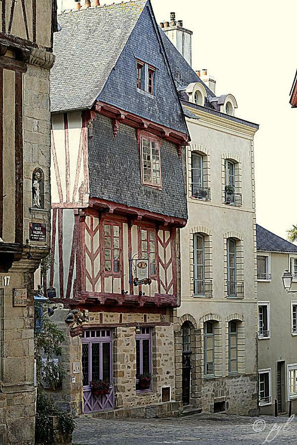 T2 parking à réserver Wi-Fi 10' à pied du port Vannes Esterno foto